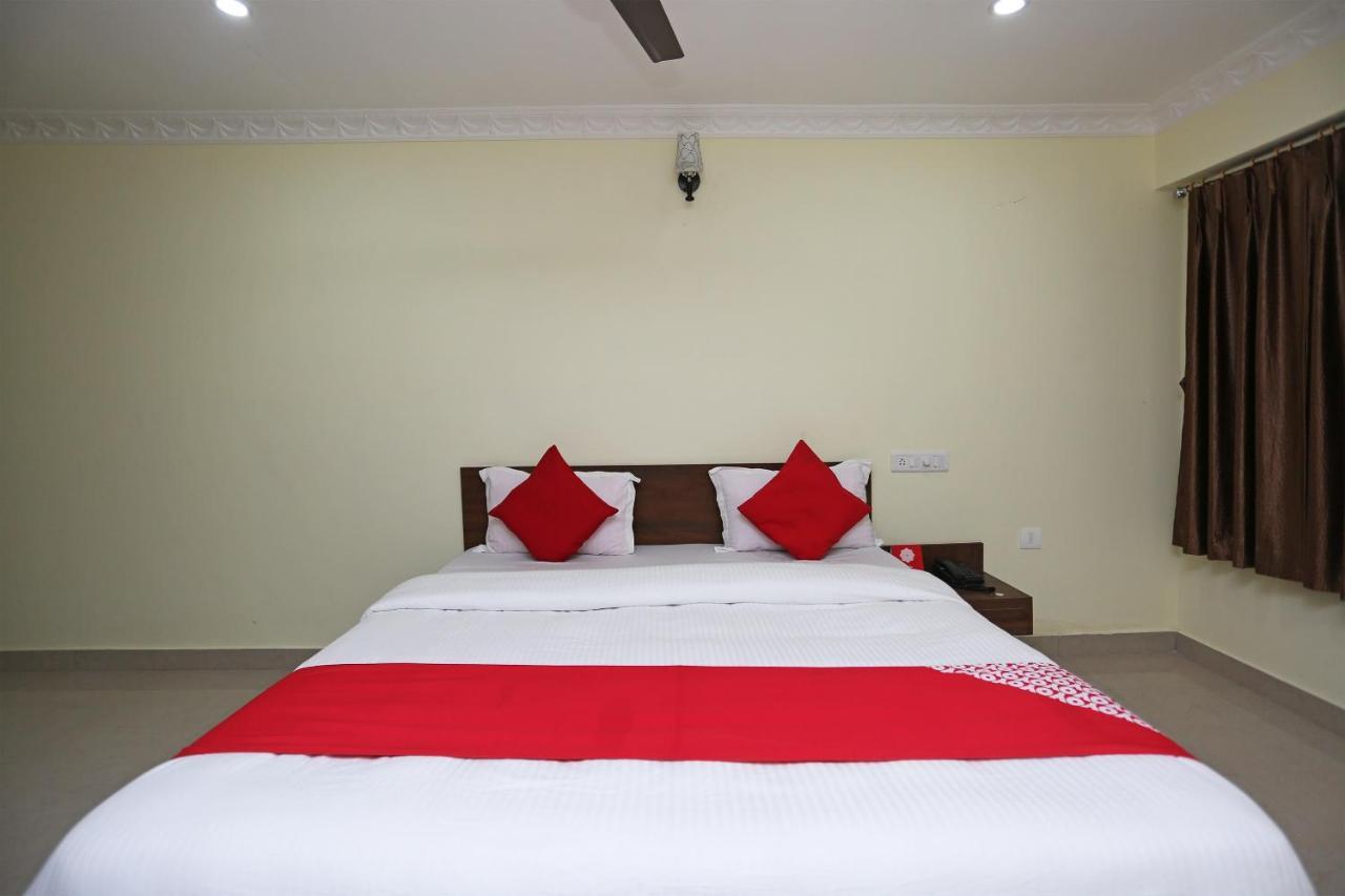 Oyo 26670 The Ranch Hotel Puri Luaran gambar