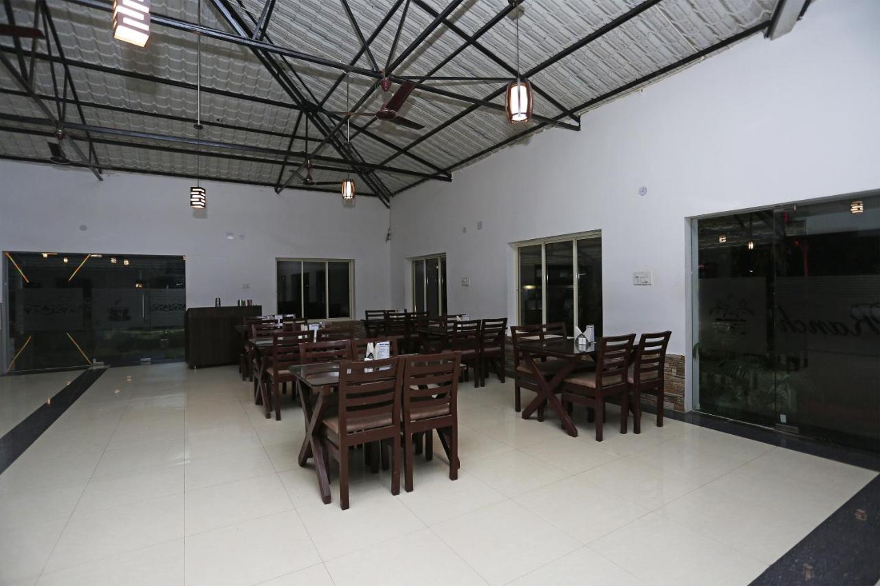 Oyo 26670 The Ranch Hotel Puri Luaran gambar