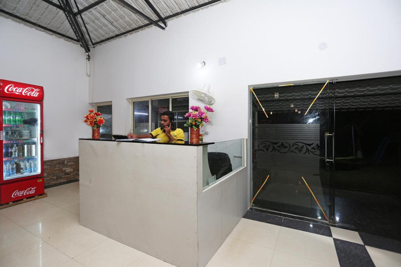 Oyo 26670 The Ranch Hotel Puri Luaran gambar